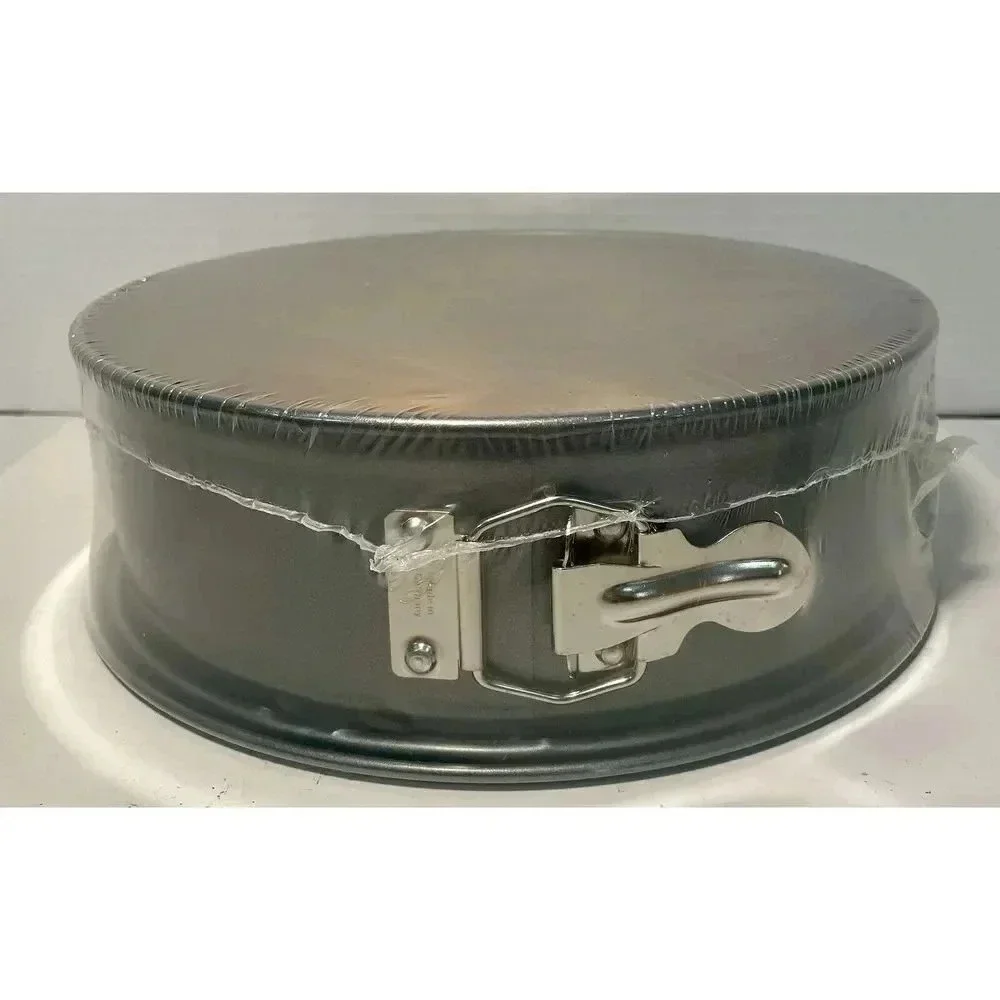 Nordic Ware Springform Pan, 10 Cup,‎ 9 Inch